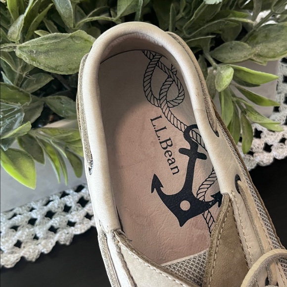 L. L. Bean Casco Bay Boat Mocs - Picture 2 of 7